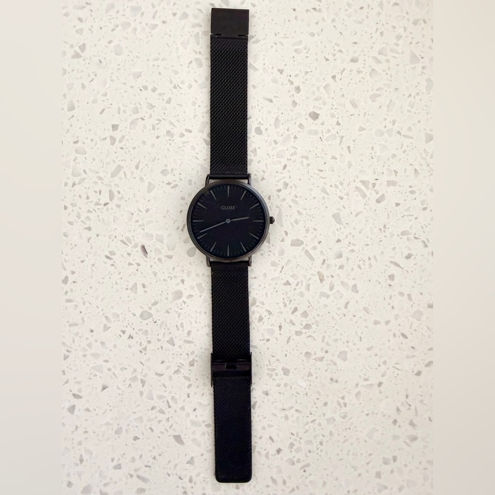 Cluse Minimalist Black Mesh Strap Watch